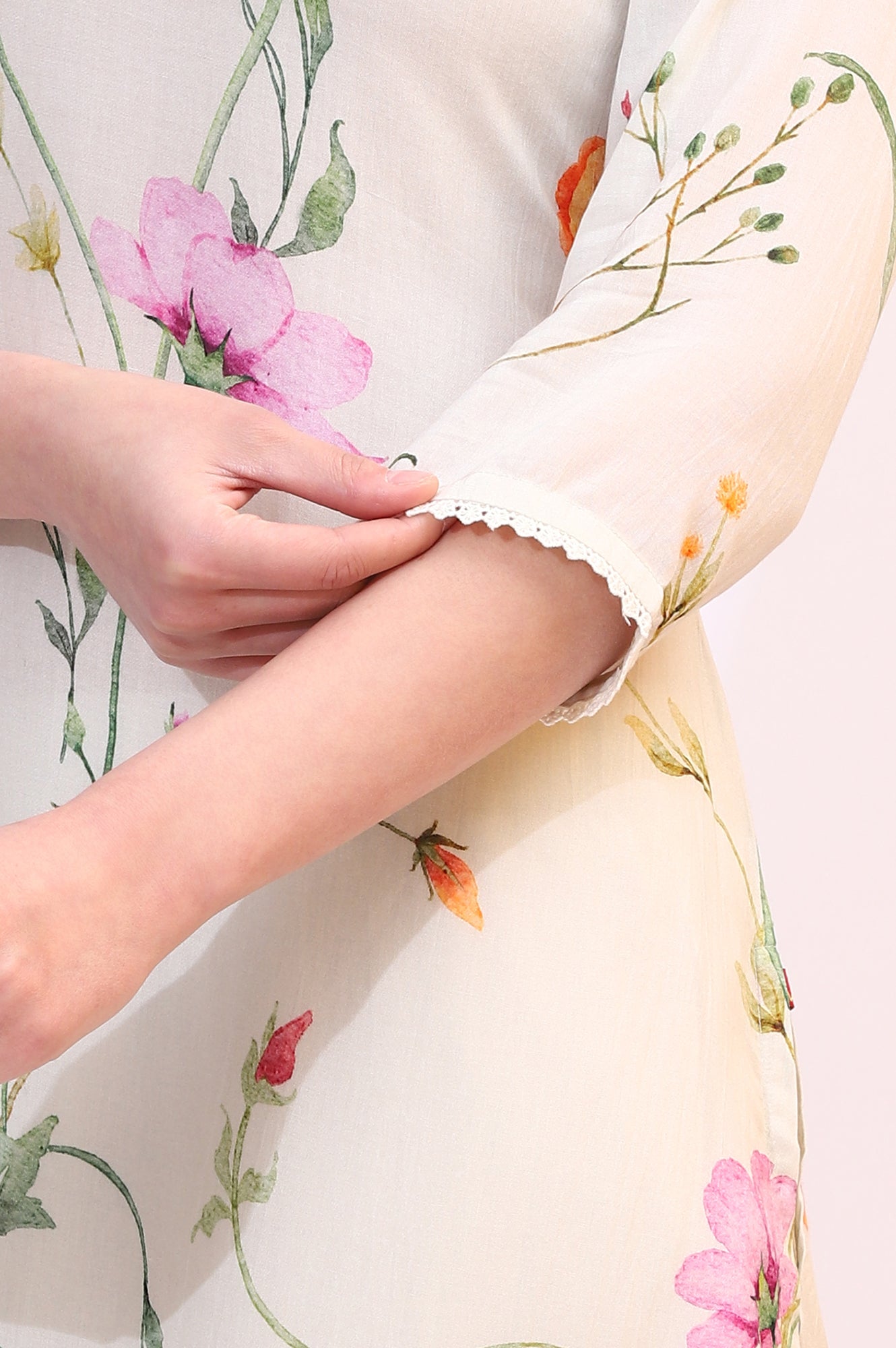 Cream Bold Floral Printed Modal Straight Kurta, Pants and Dupatta Set