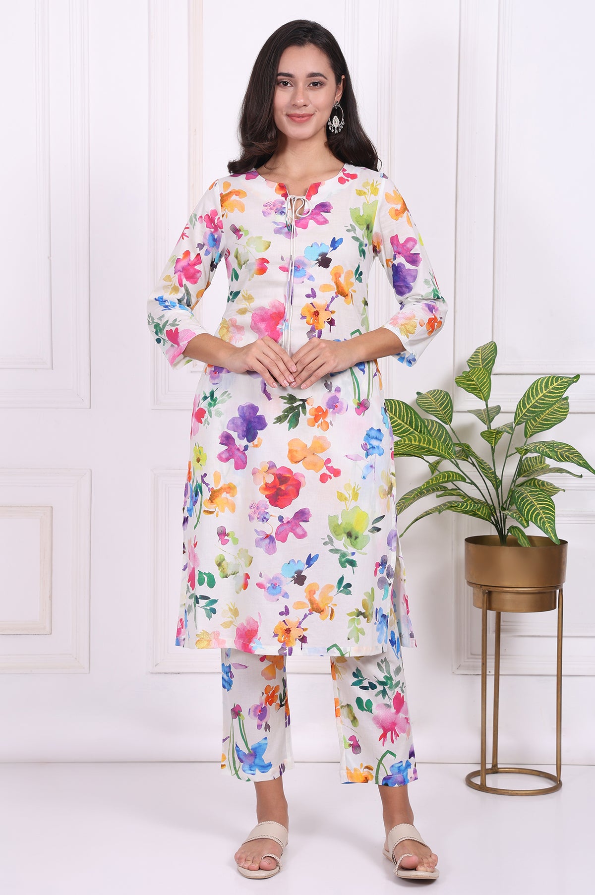 White Floral Printed Pure Cotton Straight Kurta and Straight Pants Set - XS