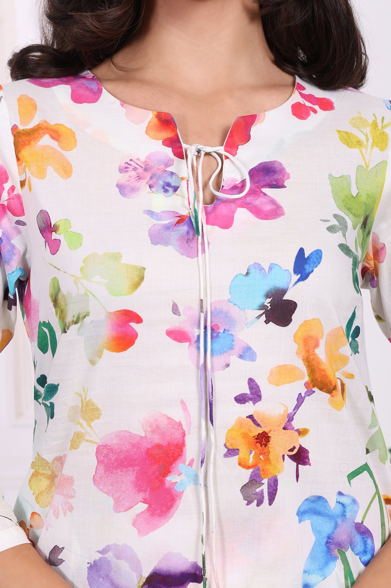 White Floral Printed Pure Cotton Straight Kurta and Straight Pants Set