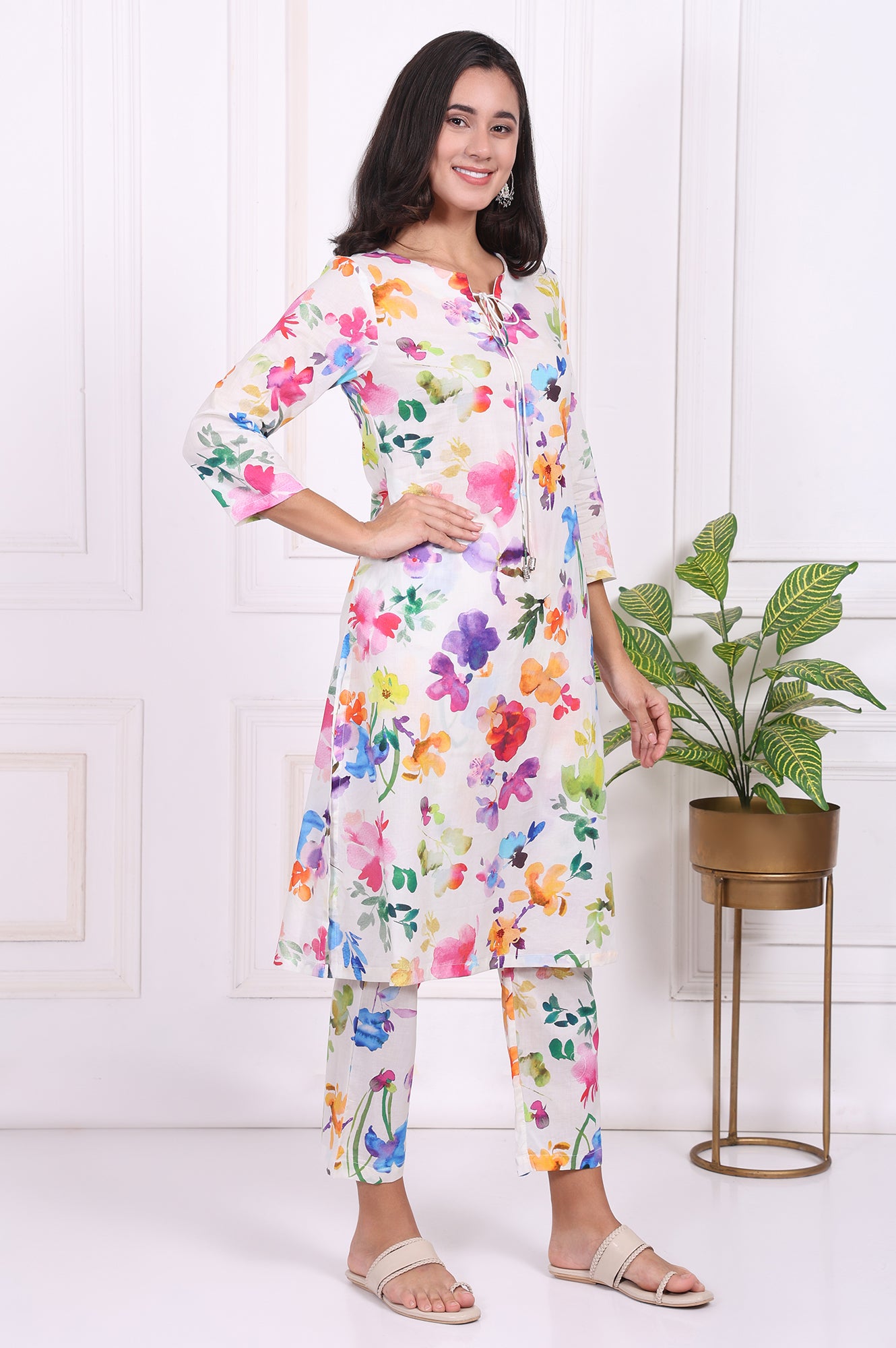 White Floral Printed Pure Cotton Straight Kurta and Straight Pants Set