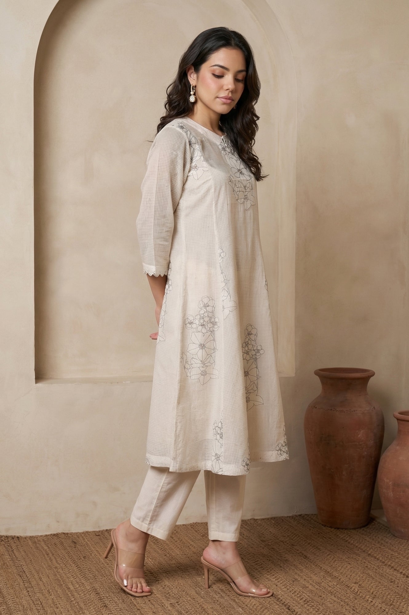Cream Floral Printed Embroidered Organza Straight Kurta, Inner with Pants and Dupatta Set