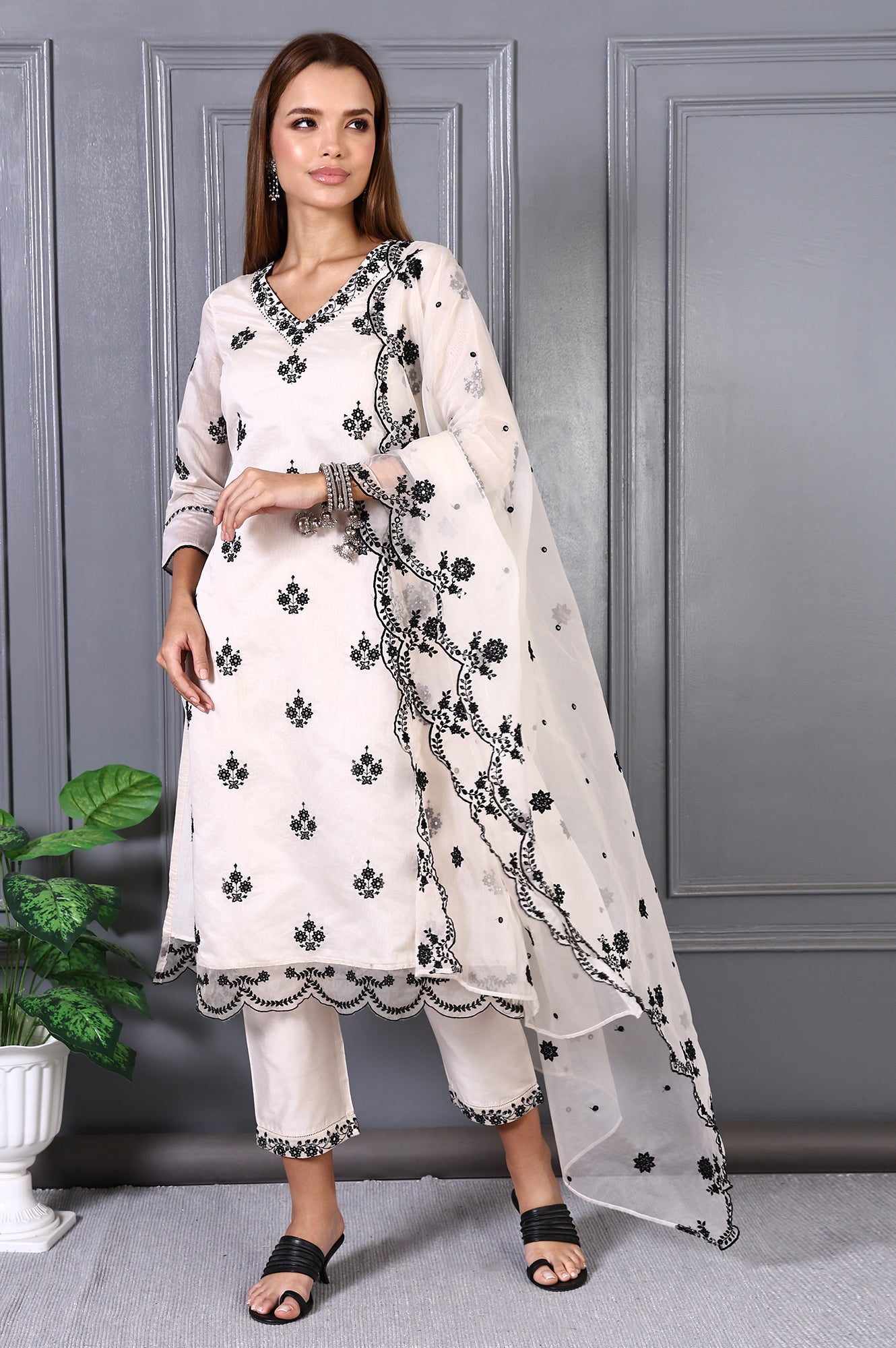 Cream Mirror Embroidered Chanderi Straight Kurta, Pants and Dupatta Set