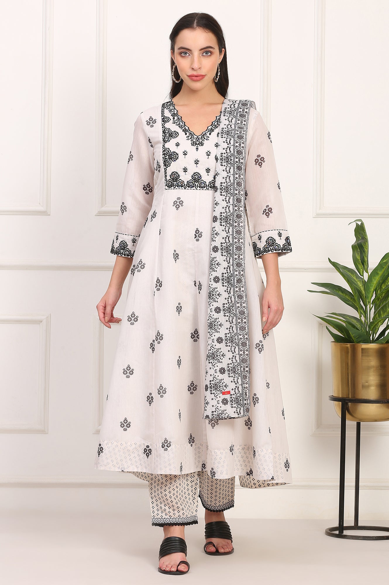 White Floral Printed Embellished Chanderi Flared Kurta, Pant and Dupatta Set