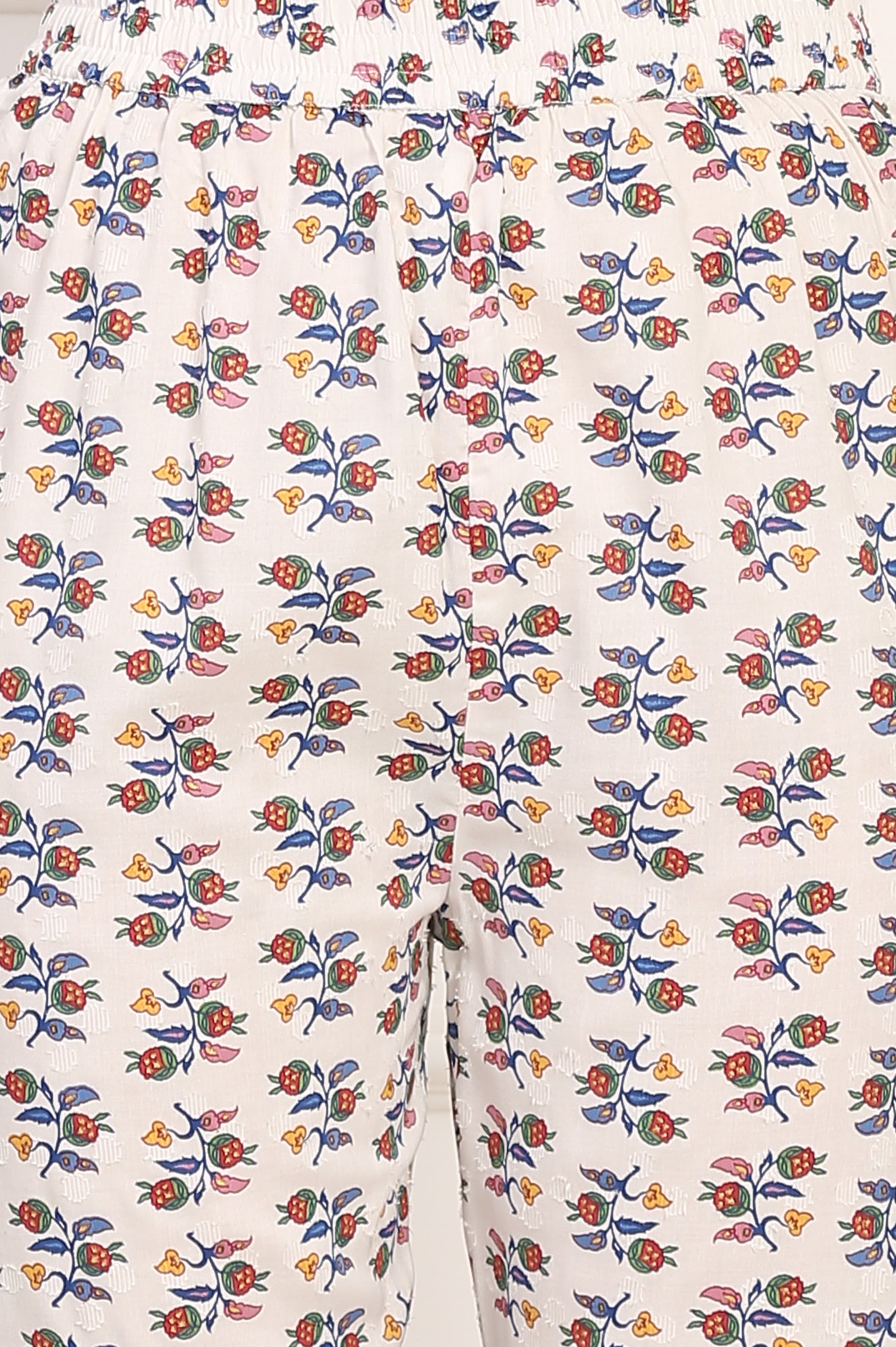 White Floral Printed Straight Pure Cotton Kurta and Straight Pant Co-ord Set