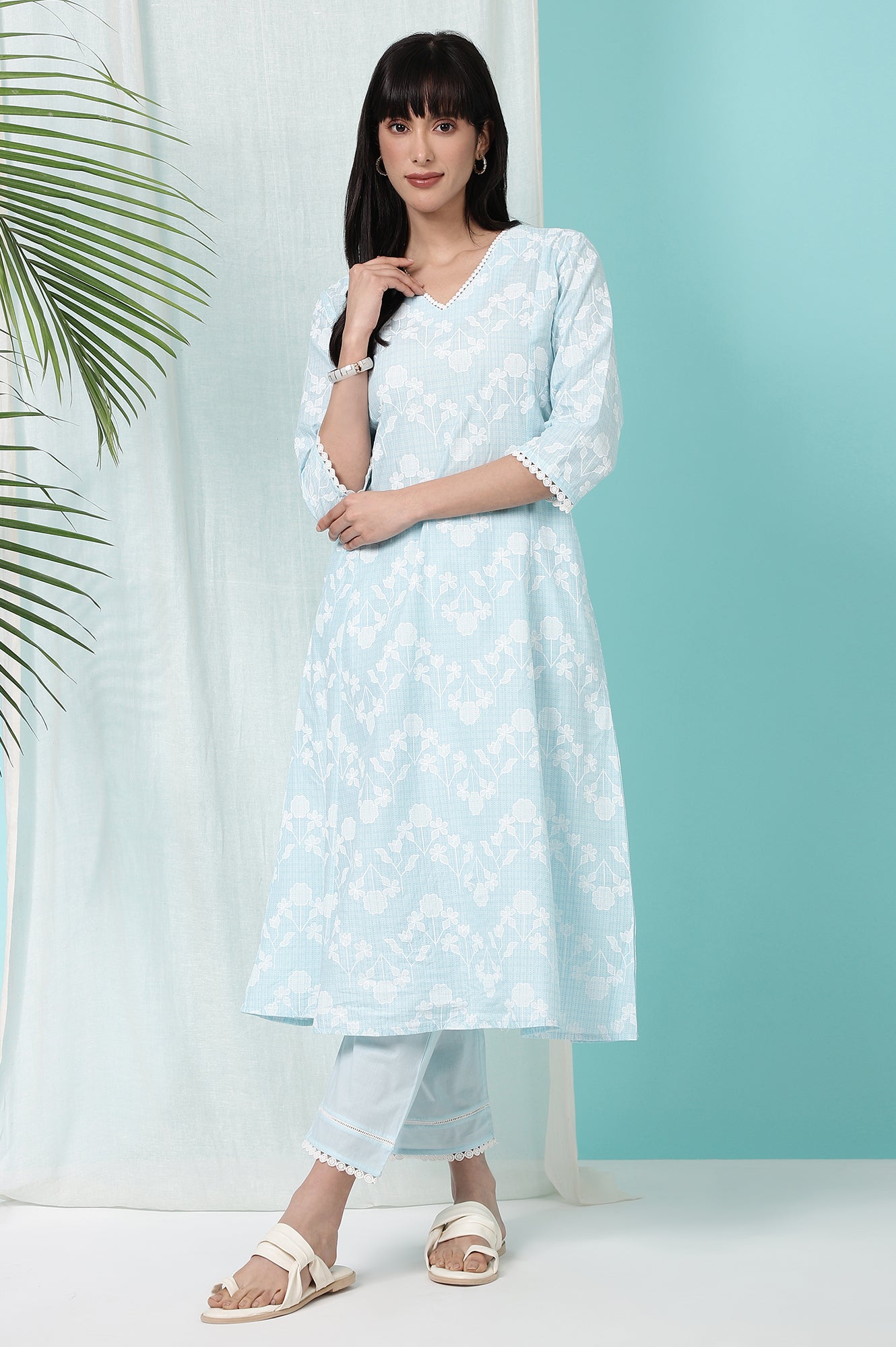 Sky Blue Floral Printed Pure Cotton Straight Kurta and Pants Co-ord Set