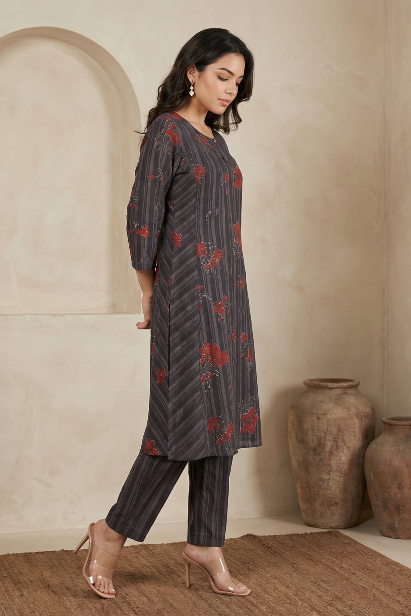 Charcoal Black Floral Printed Crepe Straight Kurta with Straight Pants Co-ord Set
