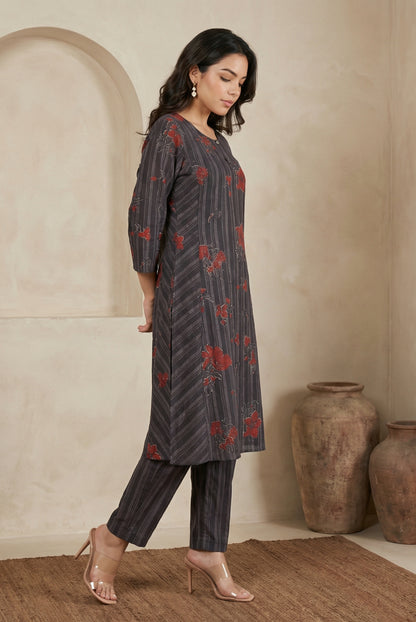 Charcoal Black Floral Printed Crepe Straight Kurta with Straight Pants Co-ord Set