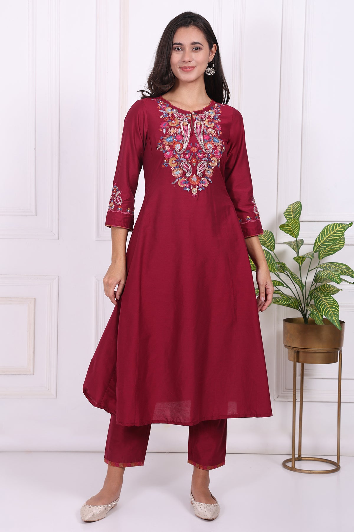 Maroon Embroidered Straight Kurta and Pants Co-ord Set - XS