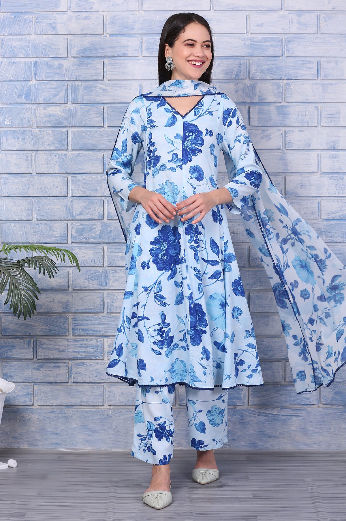 Blue Floral Printed Rayon Lace Flared Kurta, Pants and Dupatta Set - XS