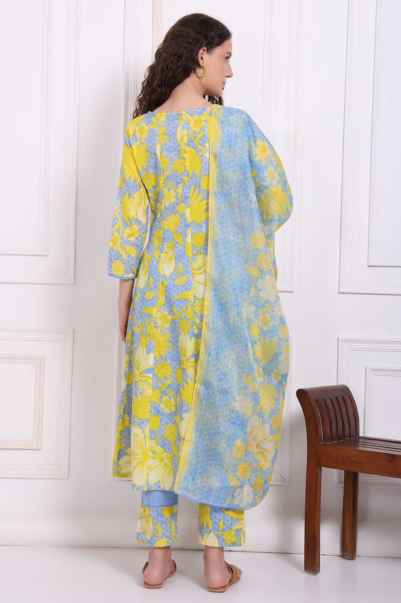 Blue Bold Floral Printed Pure Cotton Flared Kurta, Straight Pants and Dupatta Set