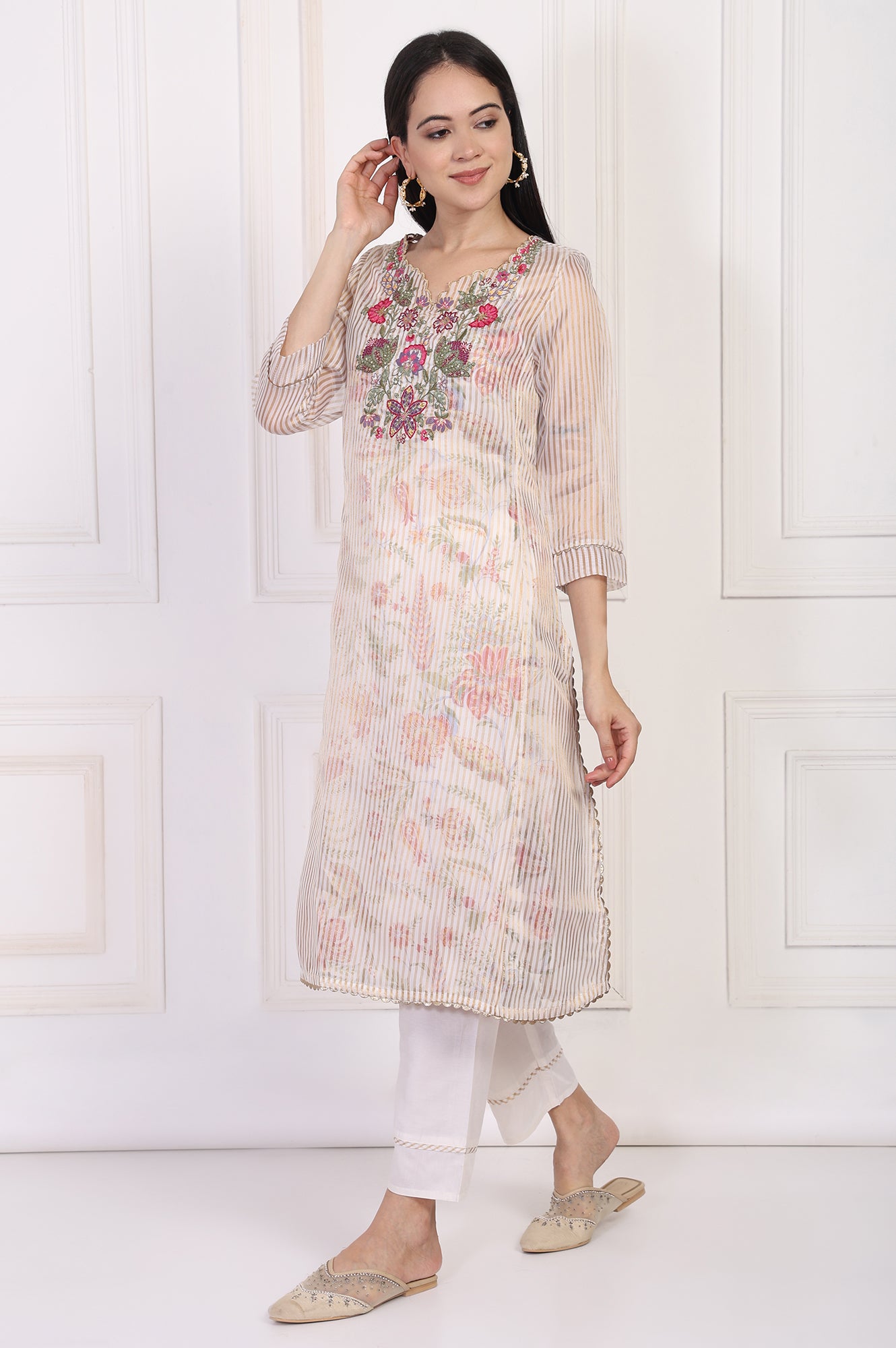 Off-White Embroidered Straight Tissue Kurta with Straight Pant Set