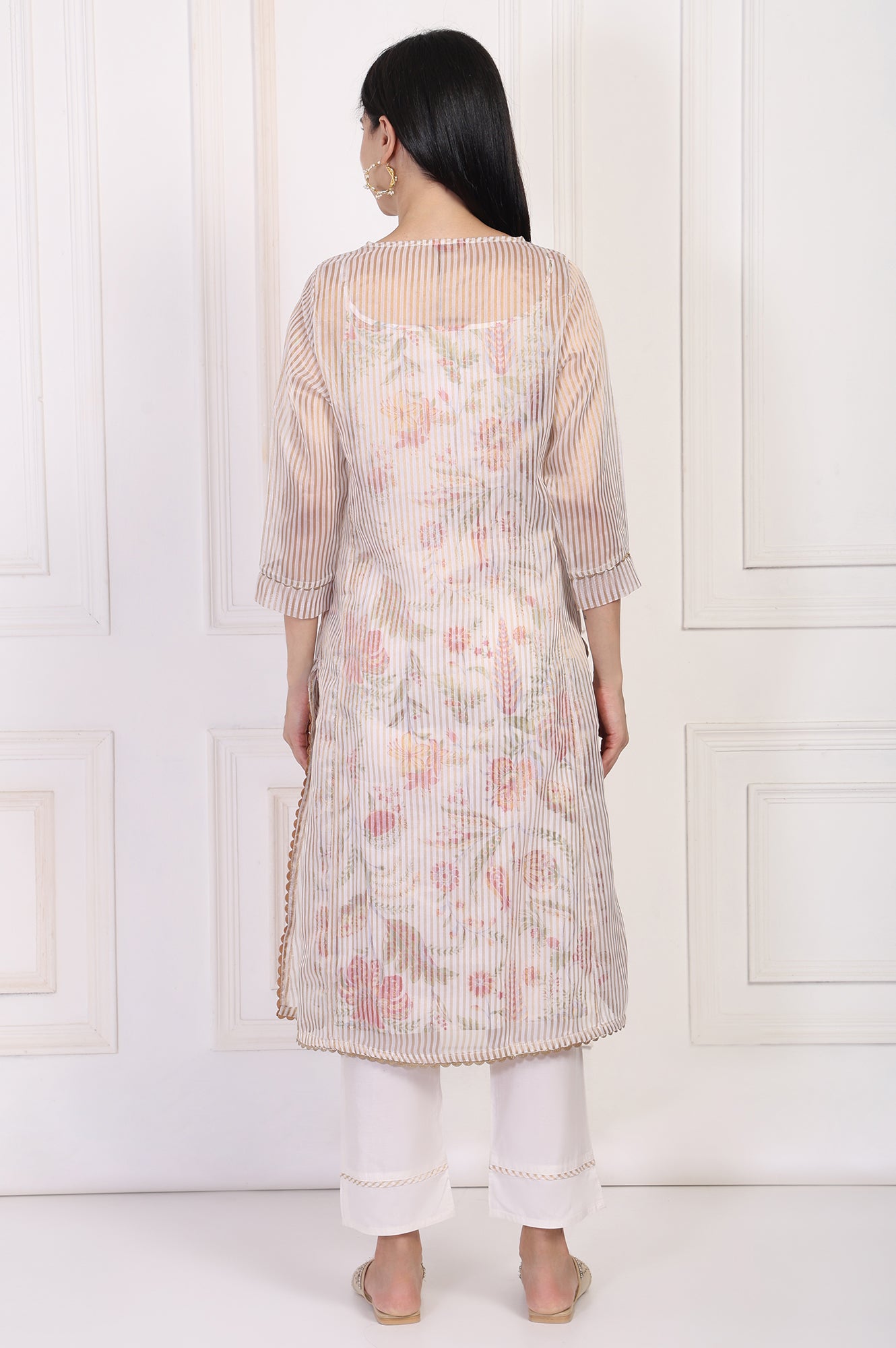 Off-White Embroidered Straight Tissue Kurta with Straight Pant Set