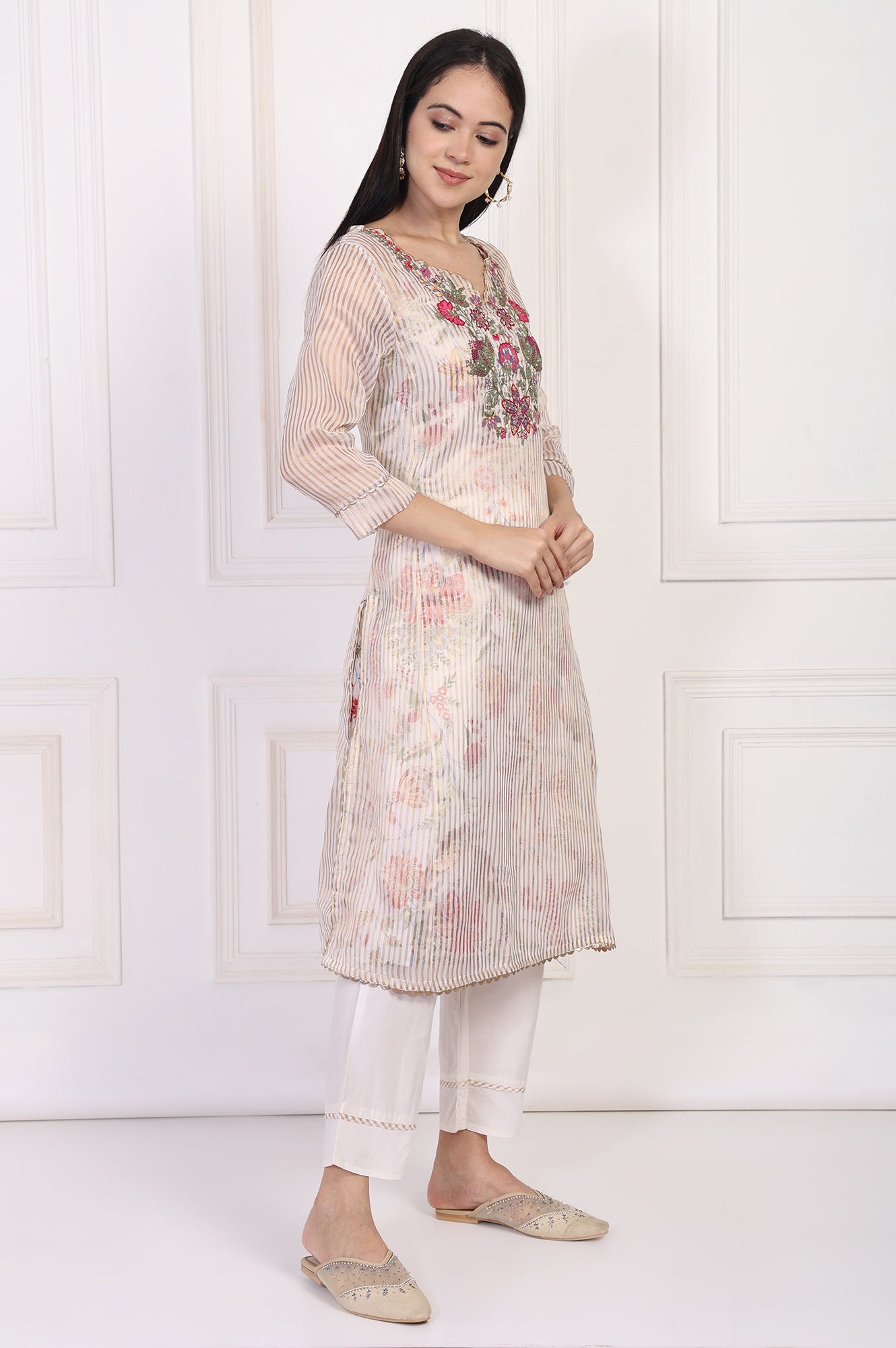 Off-White Embroidered Straight Tissue Kurta with Straight Pant Set
