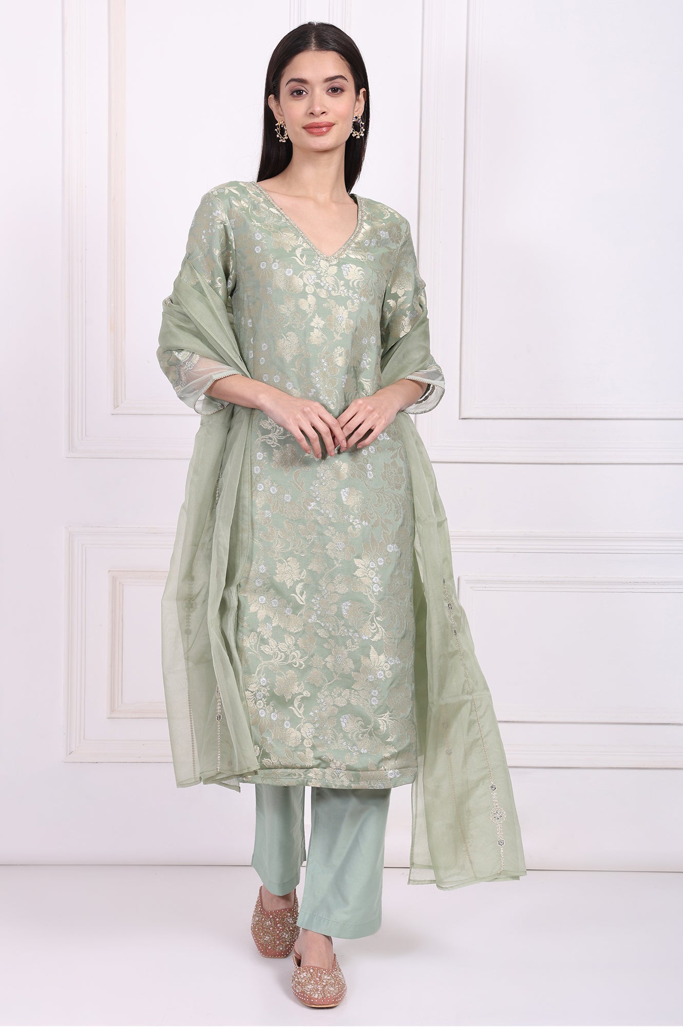 Green Embellished Straight Jacquard Kurta with Straight Pant and Dupatta Set