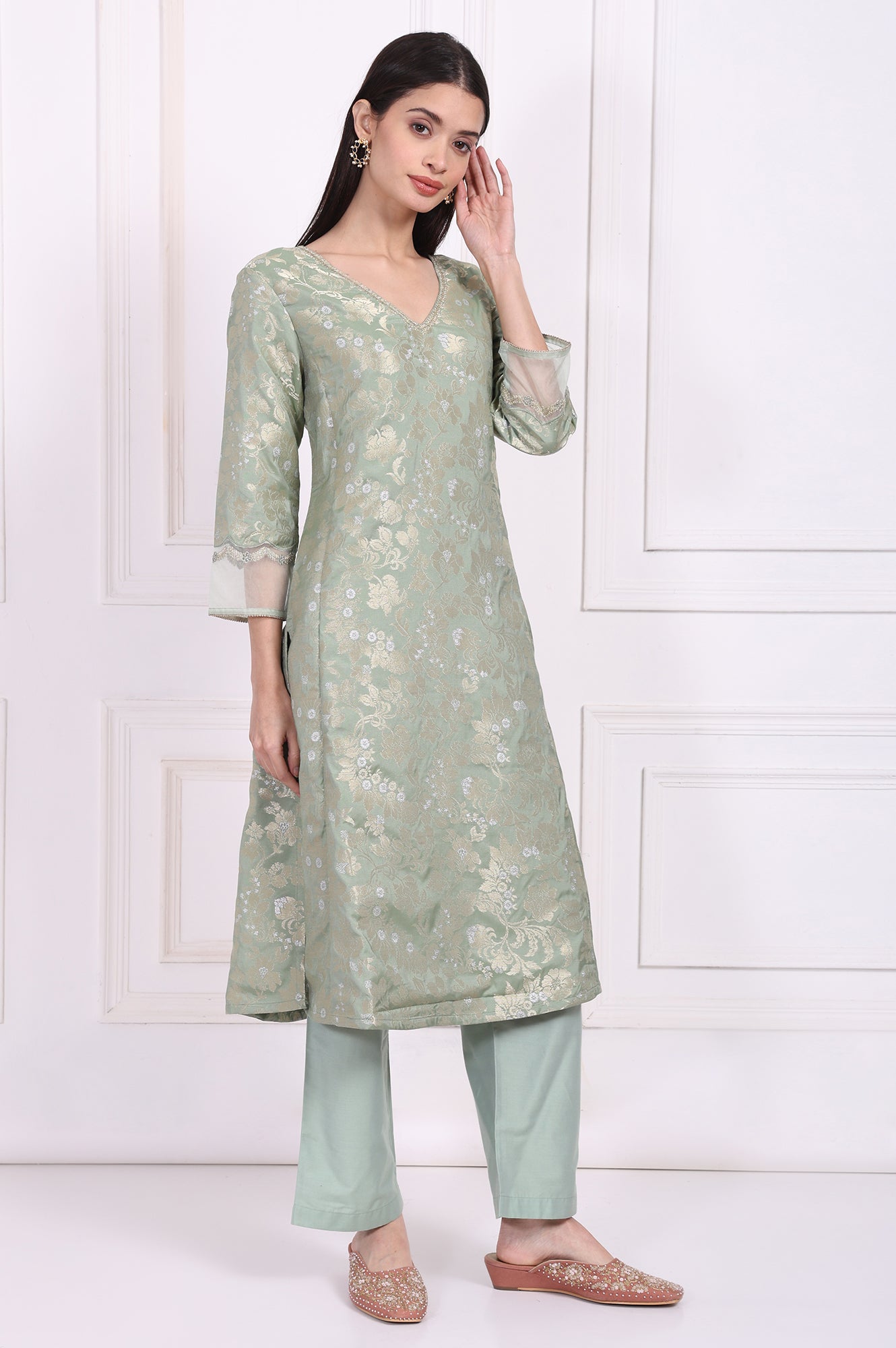 Green Embellished Straight Jacquard Kurta with Straight Pant and Dupatta Set