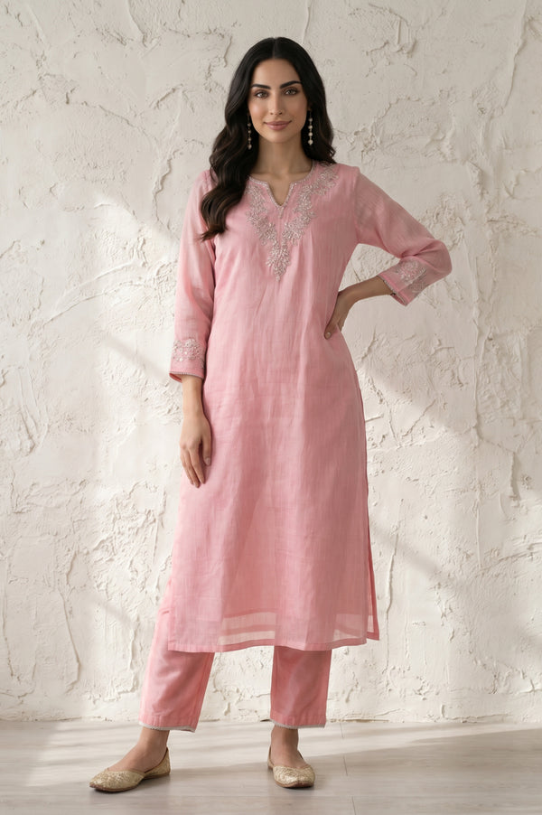 Pink Solid Zari Linen Blend Straight Fit Ankle Length Mid Rise Pant