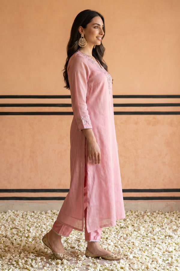 Pink Zari Embroidered Linen Blend Straight Kurta
