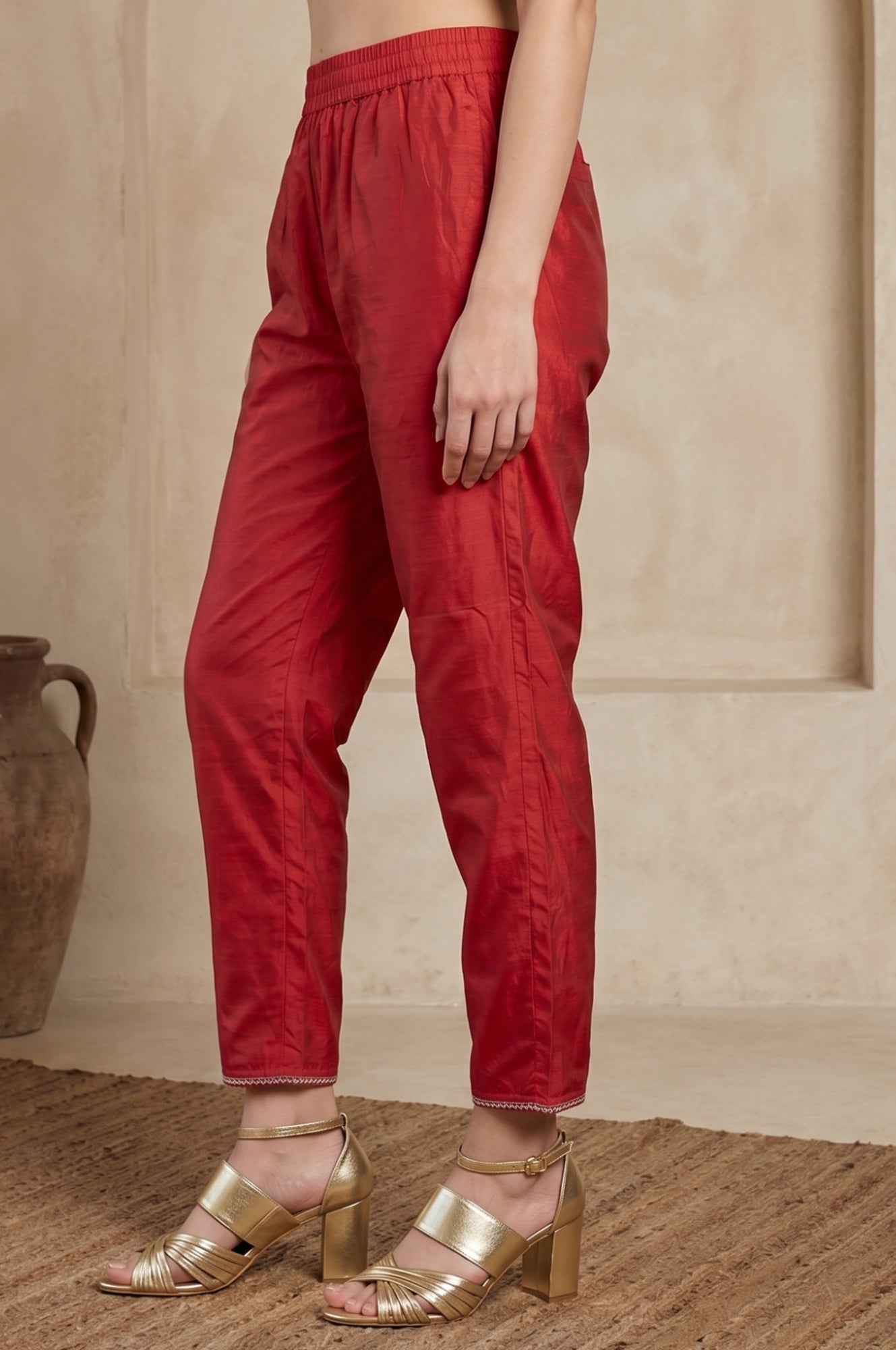 Maroon Solid Zari Chanderi Straight Fit Ankle Length Pants