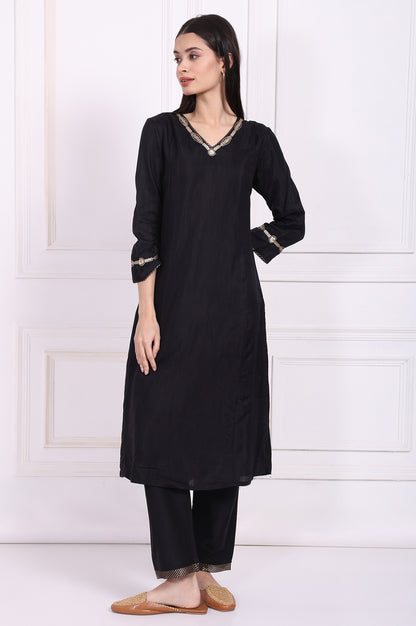 Black Embroidered Straight Kurta with Straight Pant and Dupatta Set