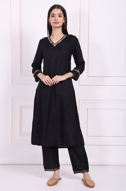 Black Embroidered Straight Kurta with Straight Pant and Dupatta Set