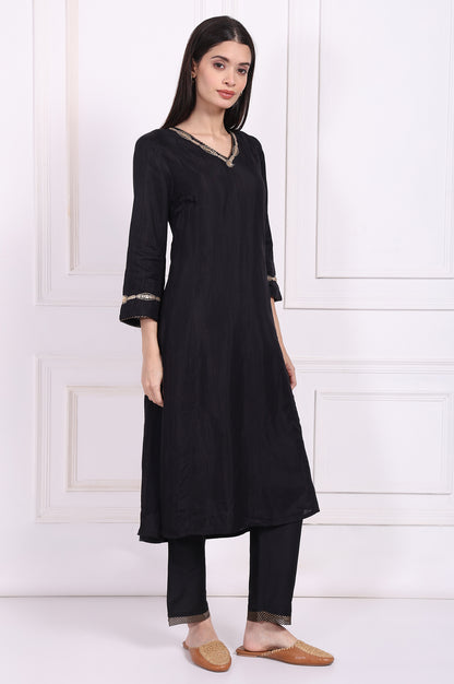 Black Embroidered Straight Kurta with Straight Pant and Dupatta Set