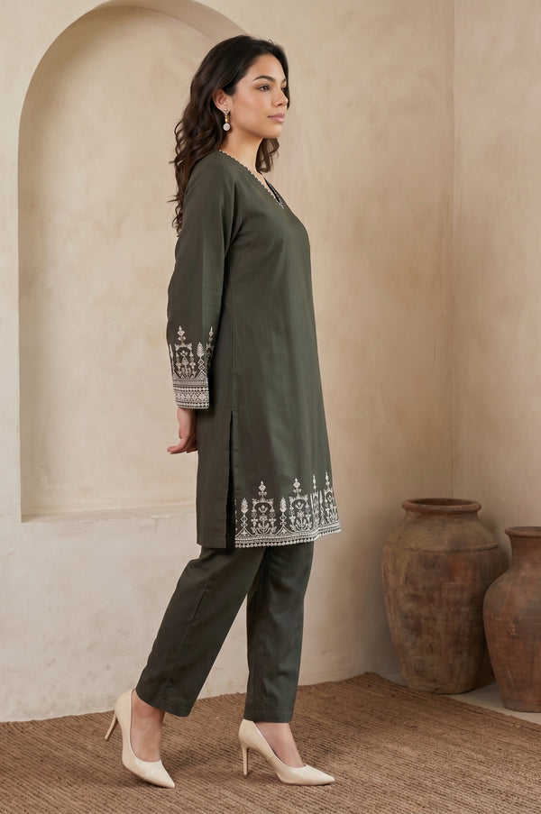 Olive Green Thread Embroidered Straight Winter Kurta and Pants Co-ord Set
