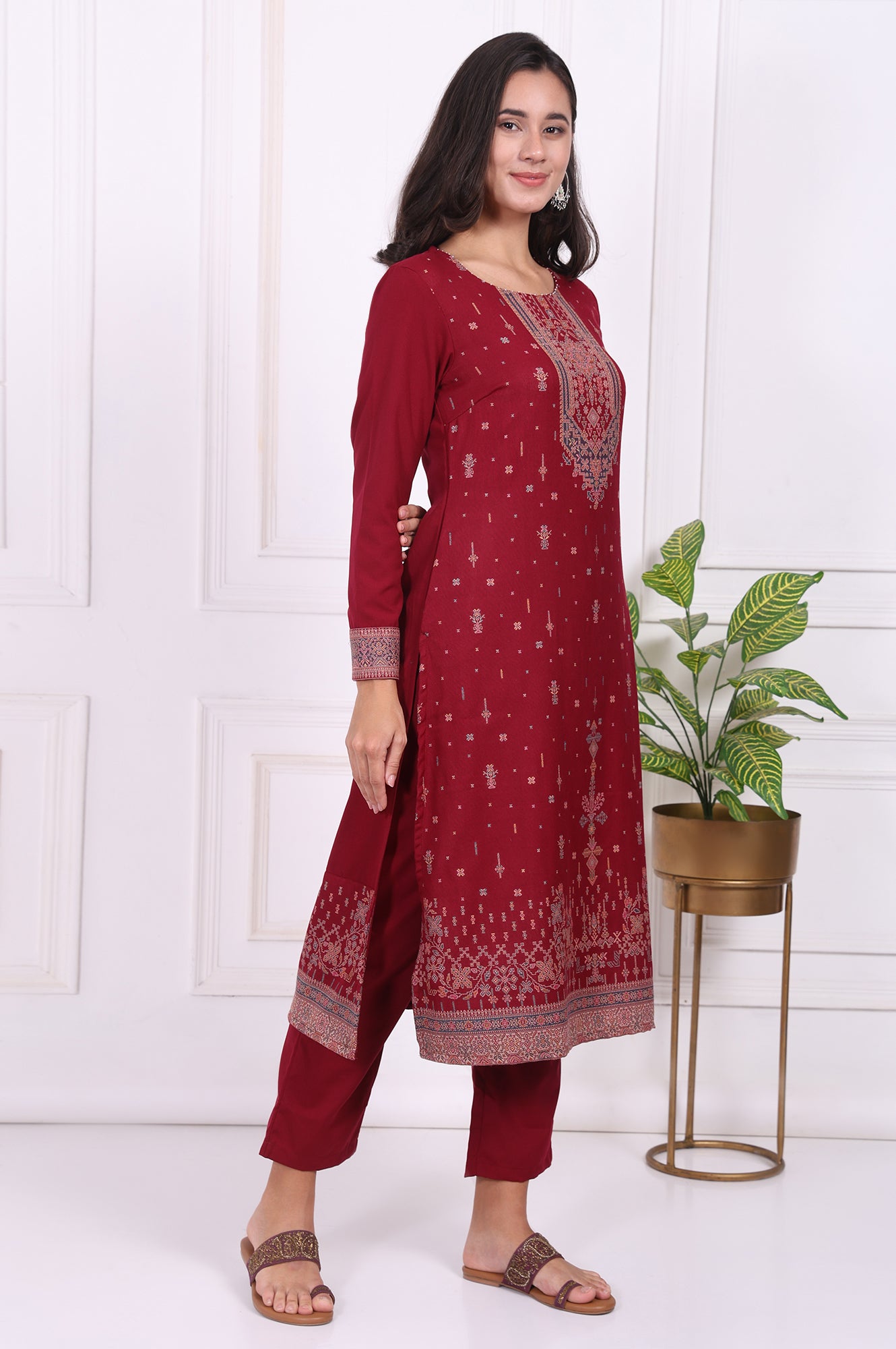 Maroon Ethnic Motifs Printed Straight Kurta, Straight Pants and Dupatta Set
