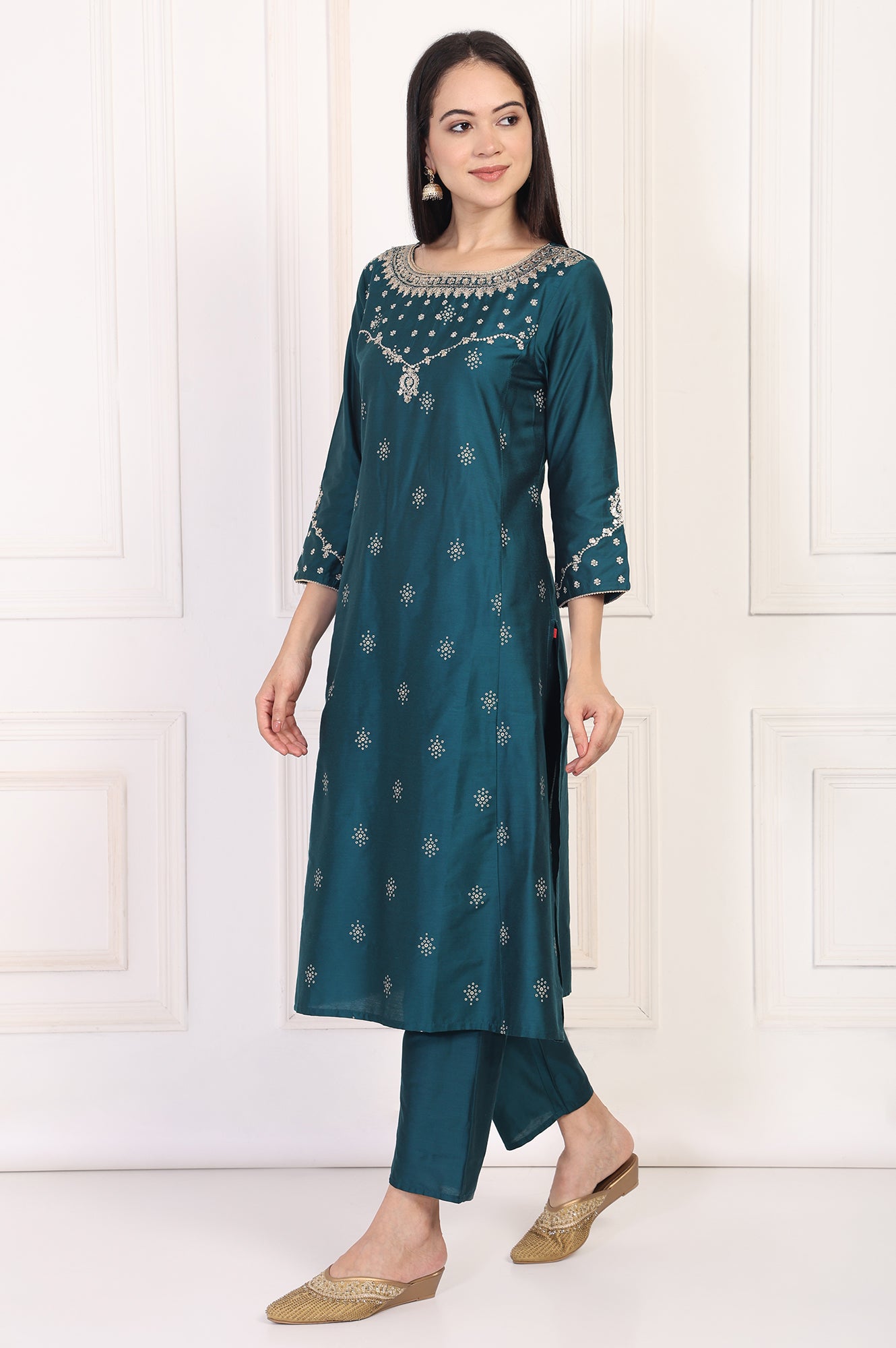 Teal Embroidered Straight Kurta with Straight Pants and Dupatta Set