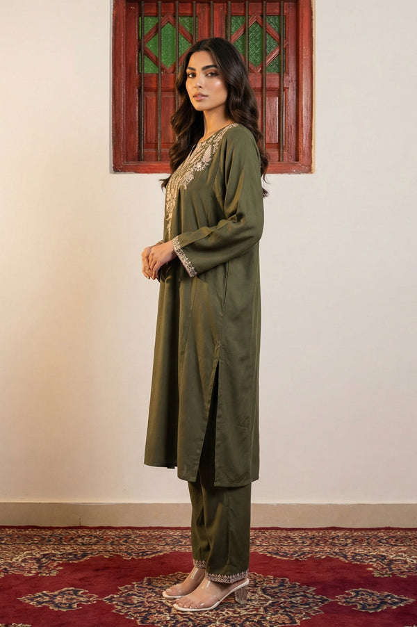 Olive Thread Embroidered Straight Kurta with Pants Set