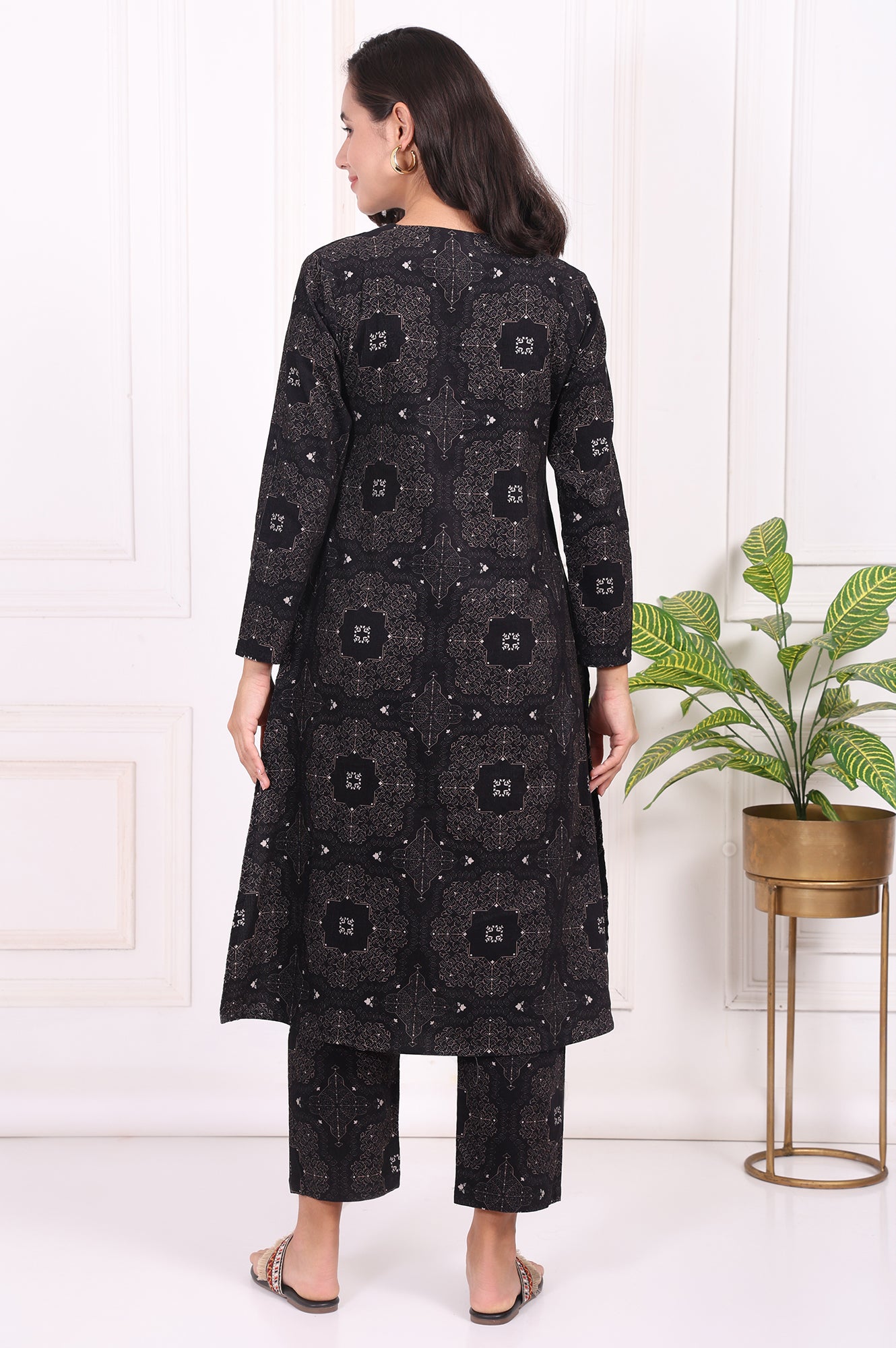 Black Ethnic Motifs Printed Embroidered Pure Cotton Straight Kurta and Pants Set