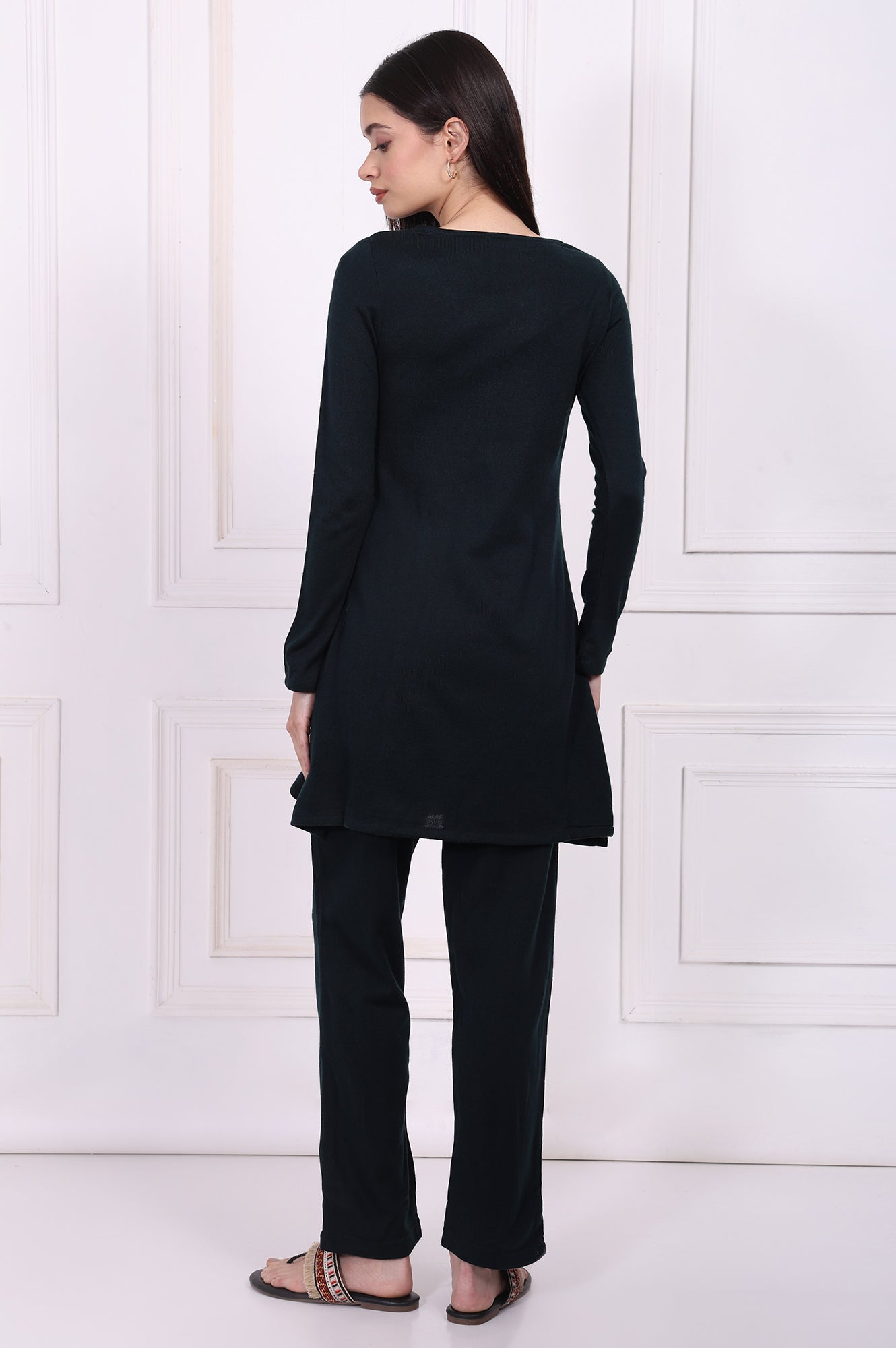 Green Embroidered A-Line Acrylic Kurta with Straight Pant