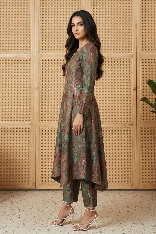 Green Paisley Mettalic Embroidered Pashmina Shimmer Anarkali Kurta with Straight Pants Set