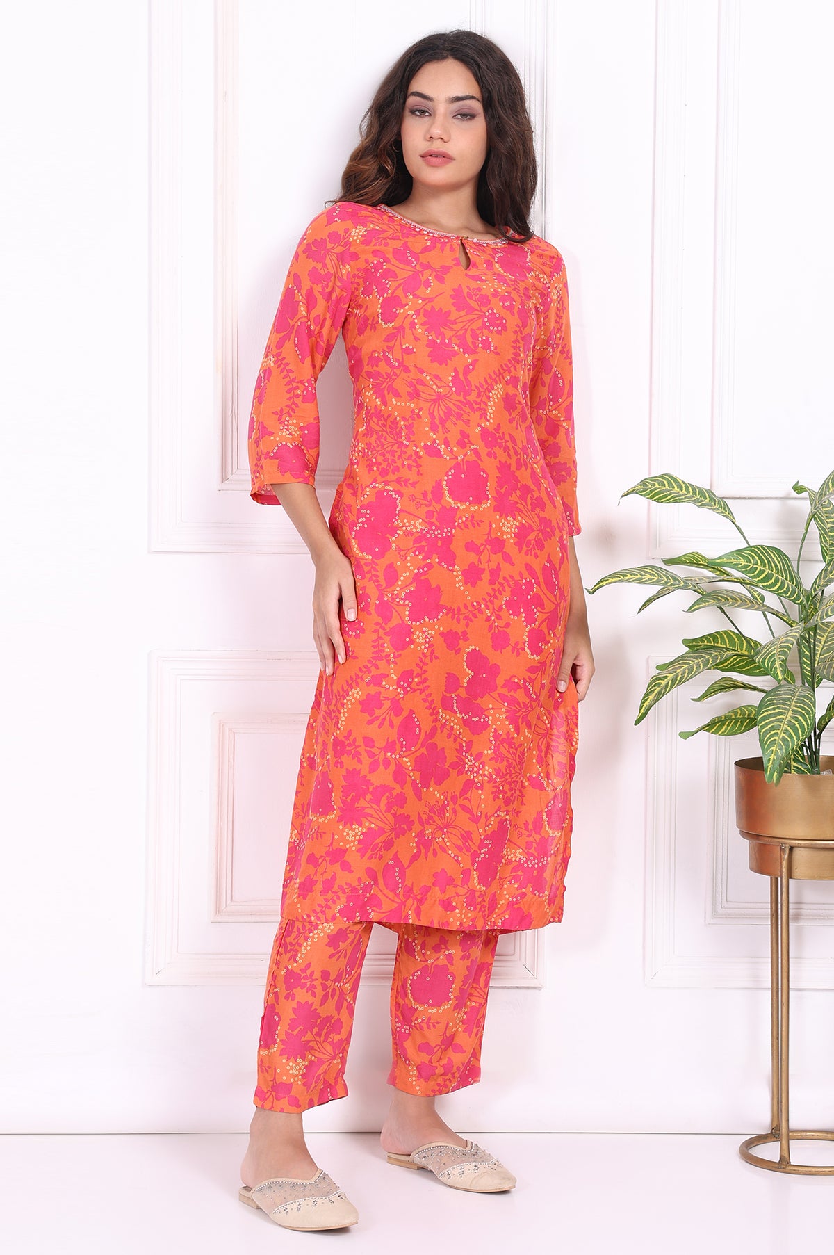 Orange Floral Printed Modal Mid Rise Ankle Length Straight Pants - XS