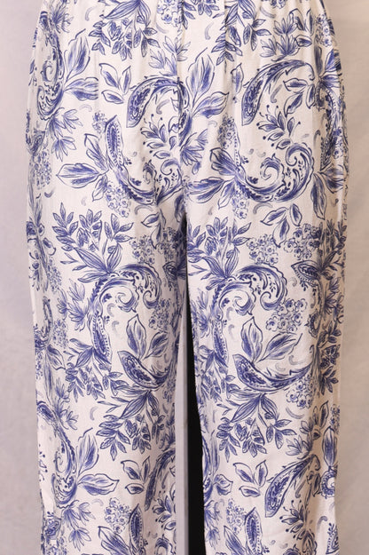 Blue Floral Printed Straight Kurta and Pants Set