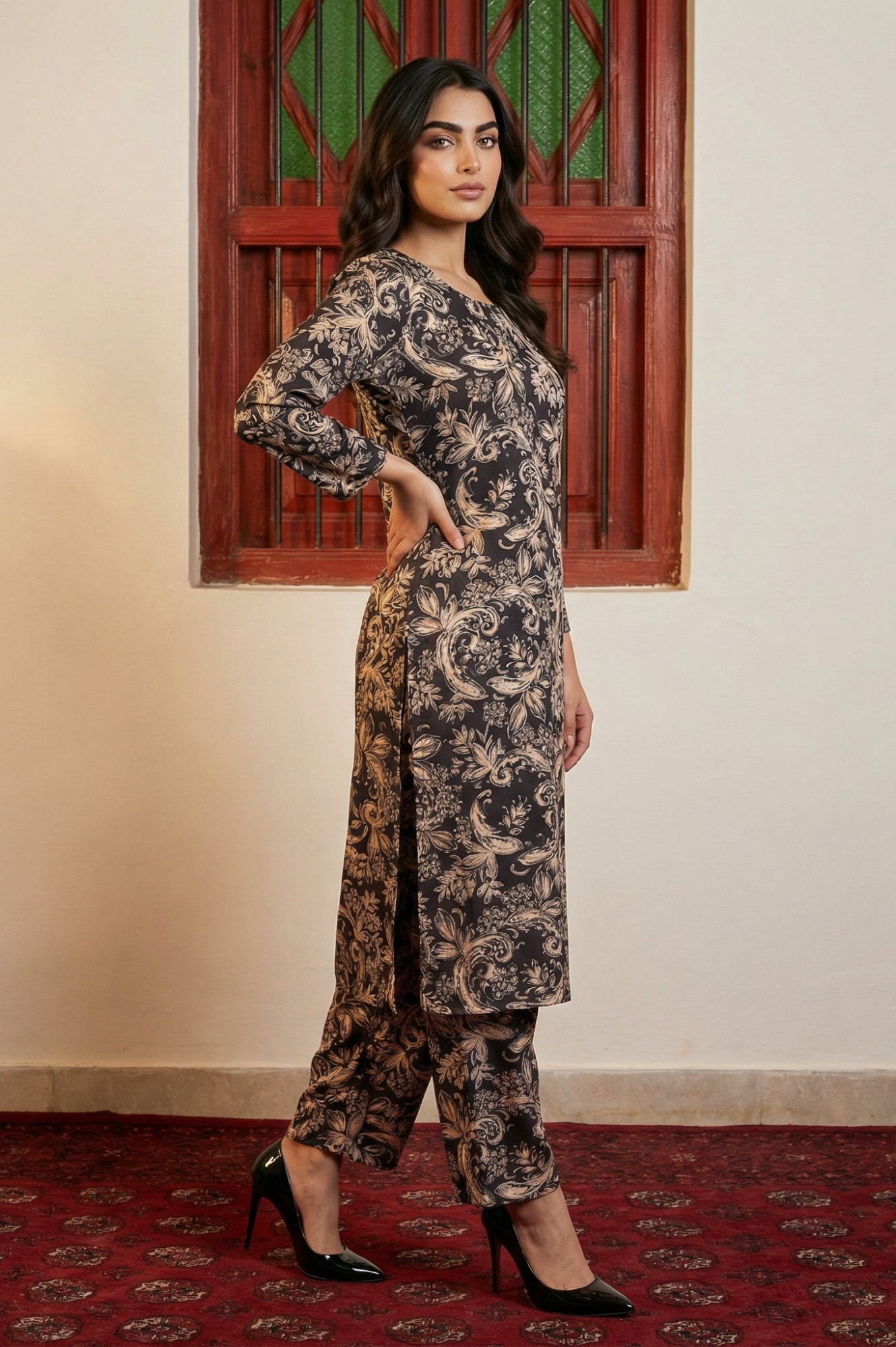 Black Floral Printed Straight Kurta with Pants Co-ord Set