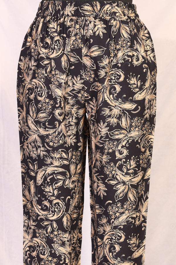 Black Floral Printed Straight Kurta with Pants Co-ord Set