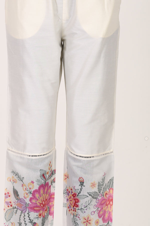 Off White Thread Embroidered Chanderi Straight Kurta With Pants and Dupatta Set