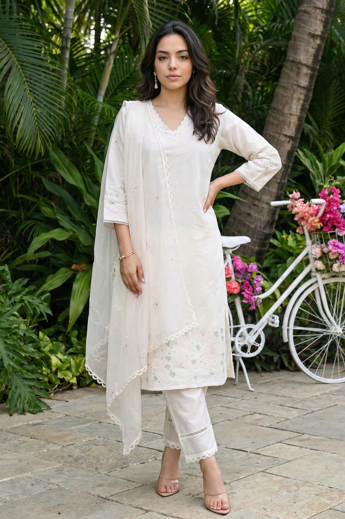 Off White Thread Embroidered Chanderi Straight Kurta with Straight Pants and Dupatta Set - S