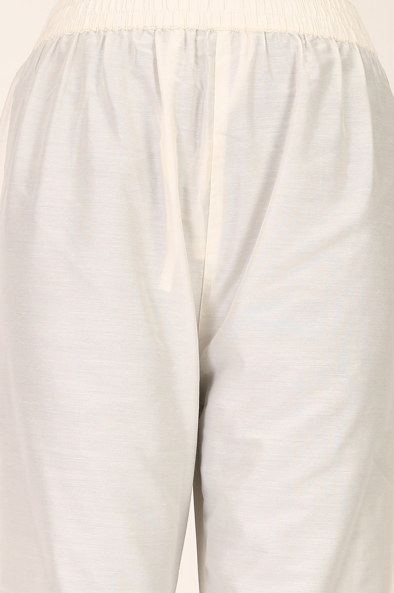 Off White Thread Embroidered Chanderi Straight Kurta with Pants and Dupatta Set