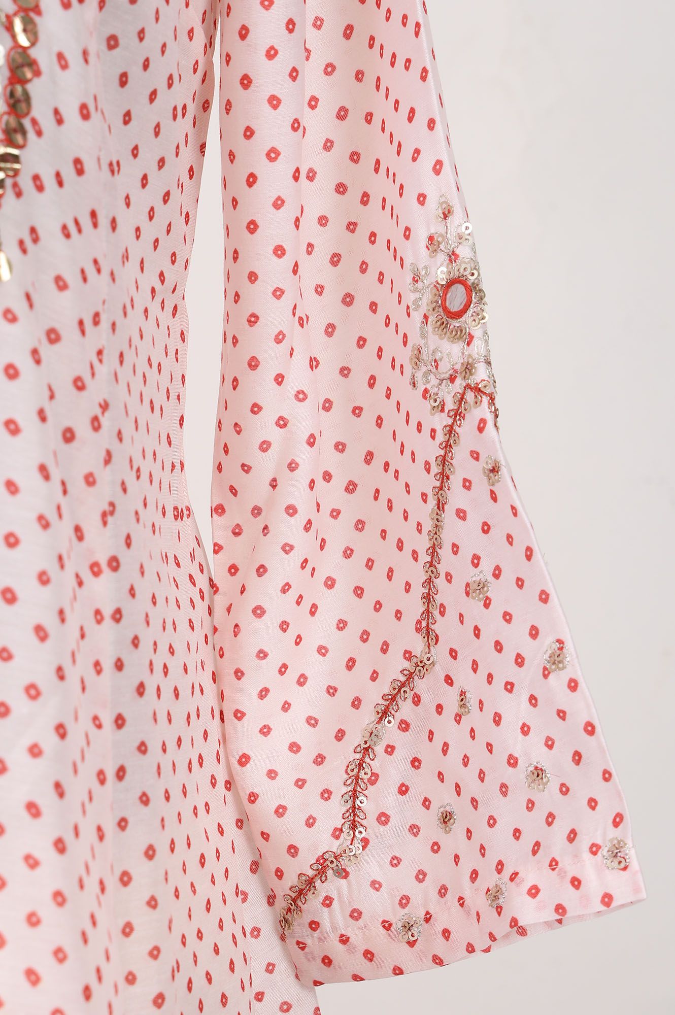 Off White Bandhani Embroidered Chanderi Straight Kurta with Pants and Dupatta Set