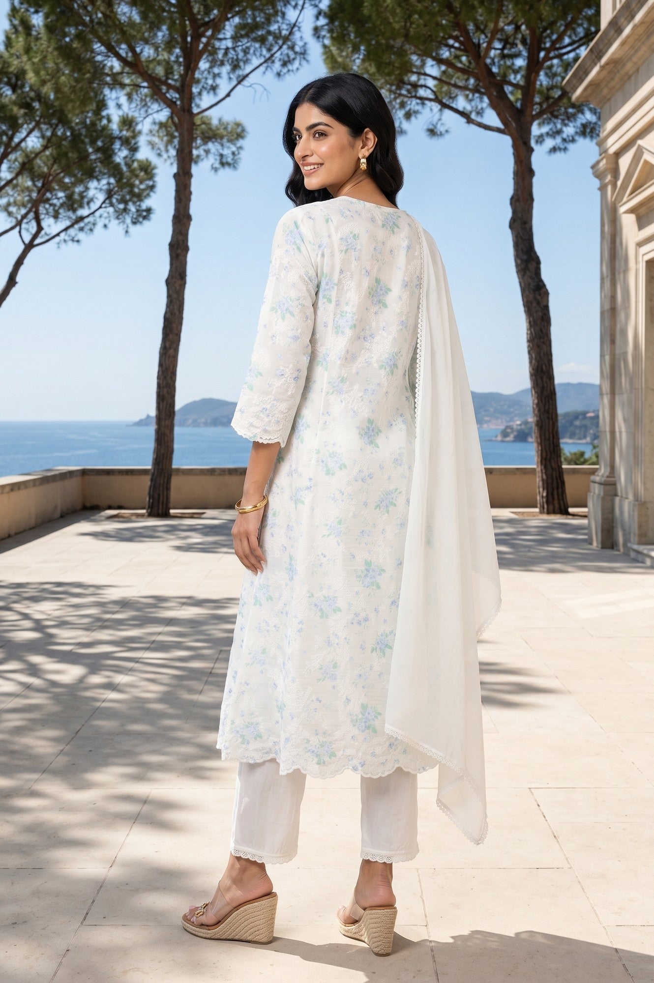 Off White Thread Embroidered Straight Kurta With Pants And Dupatta Set