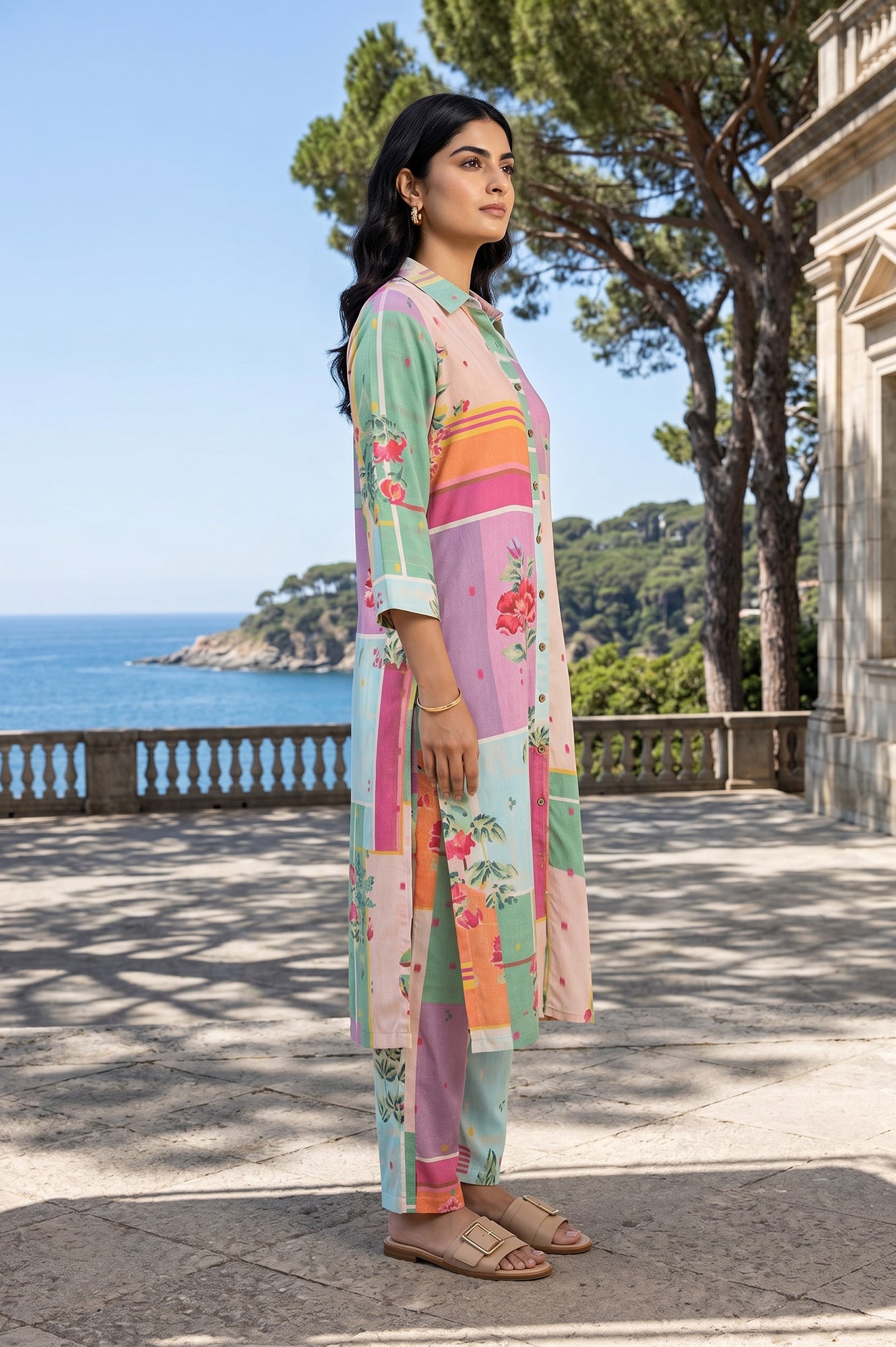Multicolor Floral Printed Straight Kurta With Pants Co-ord Set