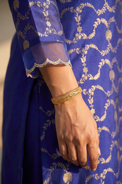 Blue Floral Printed Sequins Yarn Dyed Jacquard Straight Kurta with Straight Pants Set