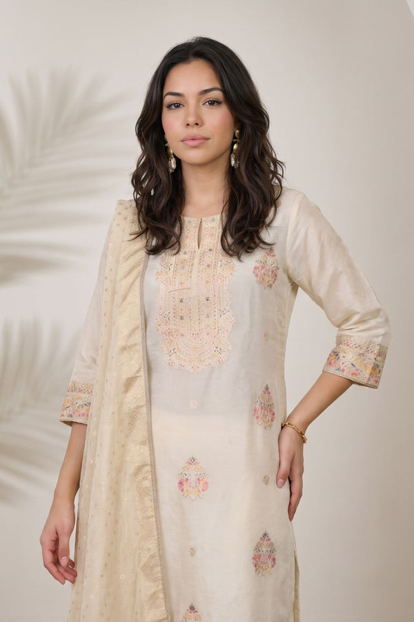 Off White Thread Embroidered Yarn Dyed Tissue Dola Straight Kurta with Straight Pants and Dupatta Set