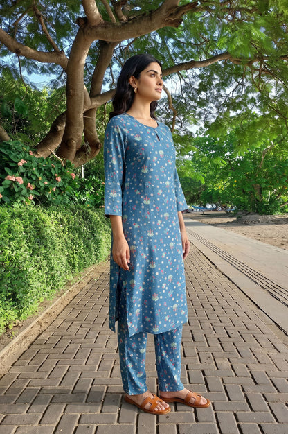 Blue Floral Printed Straight Kurta with Pants Co-ord Set