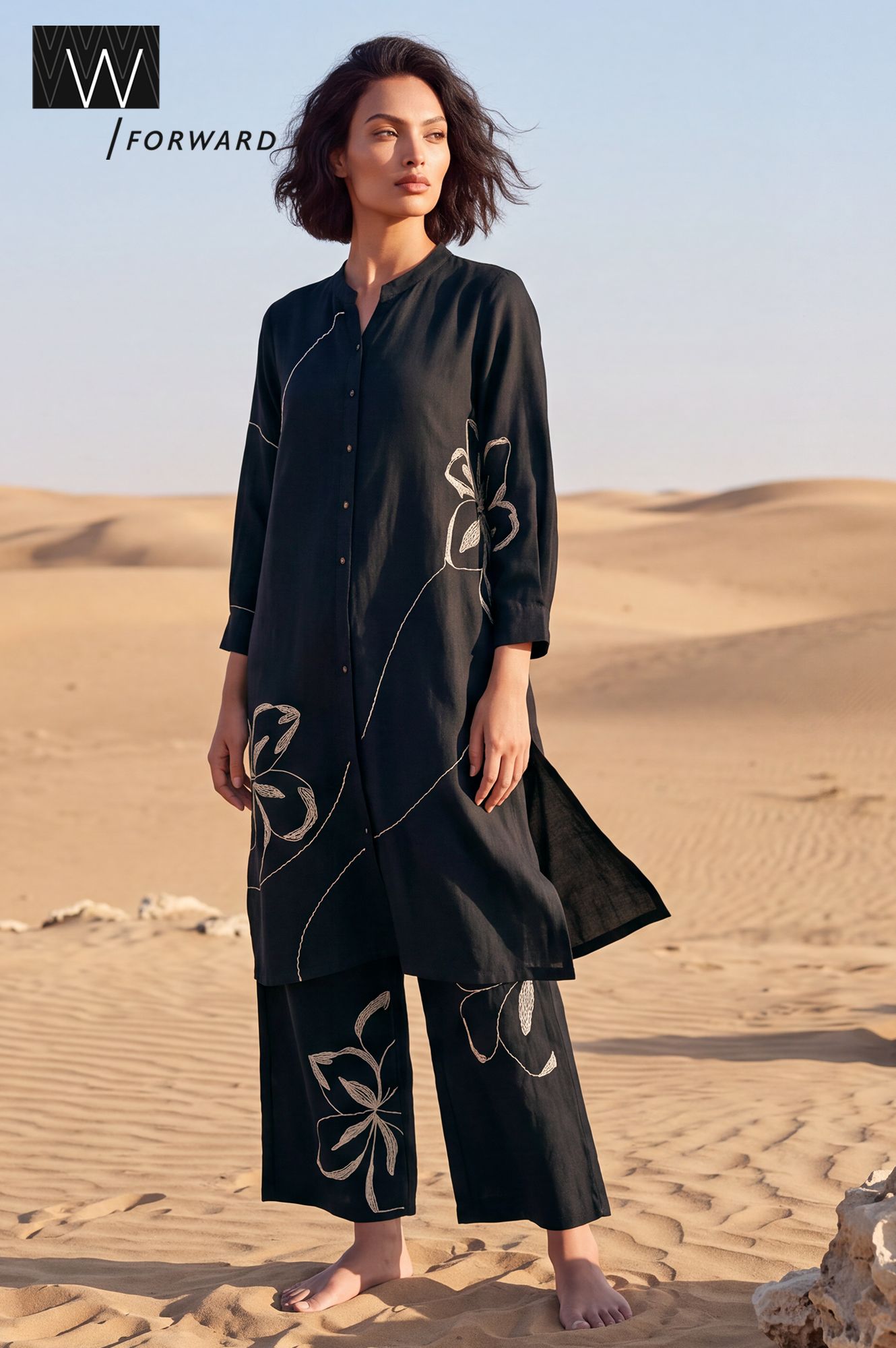 Airport Arrival Embroidered Straight Kurta &amp; Pant Set