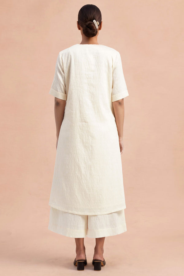 Boardroom Elegance Textured Stright Kurta & Flared Pant Set