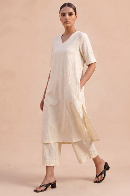 Boardroom Elegance Textured Stright Kurta &amp; Flared Pant Set