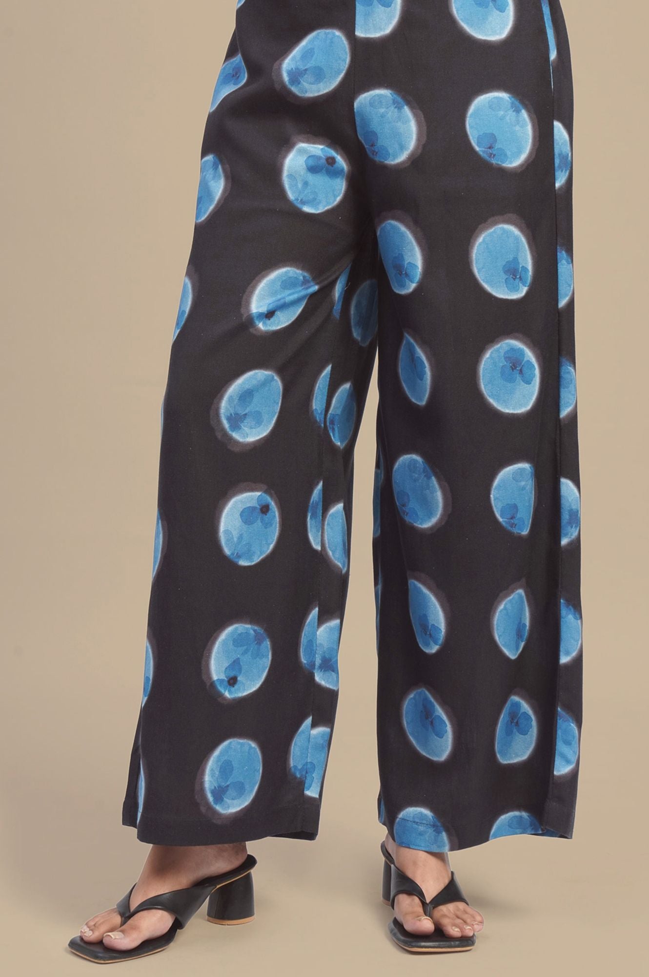Retro Play Travel Kurta &amp; Pant Set