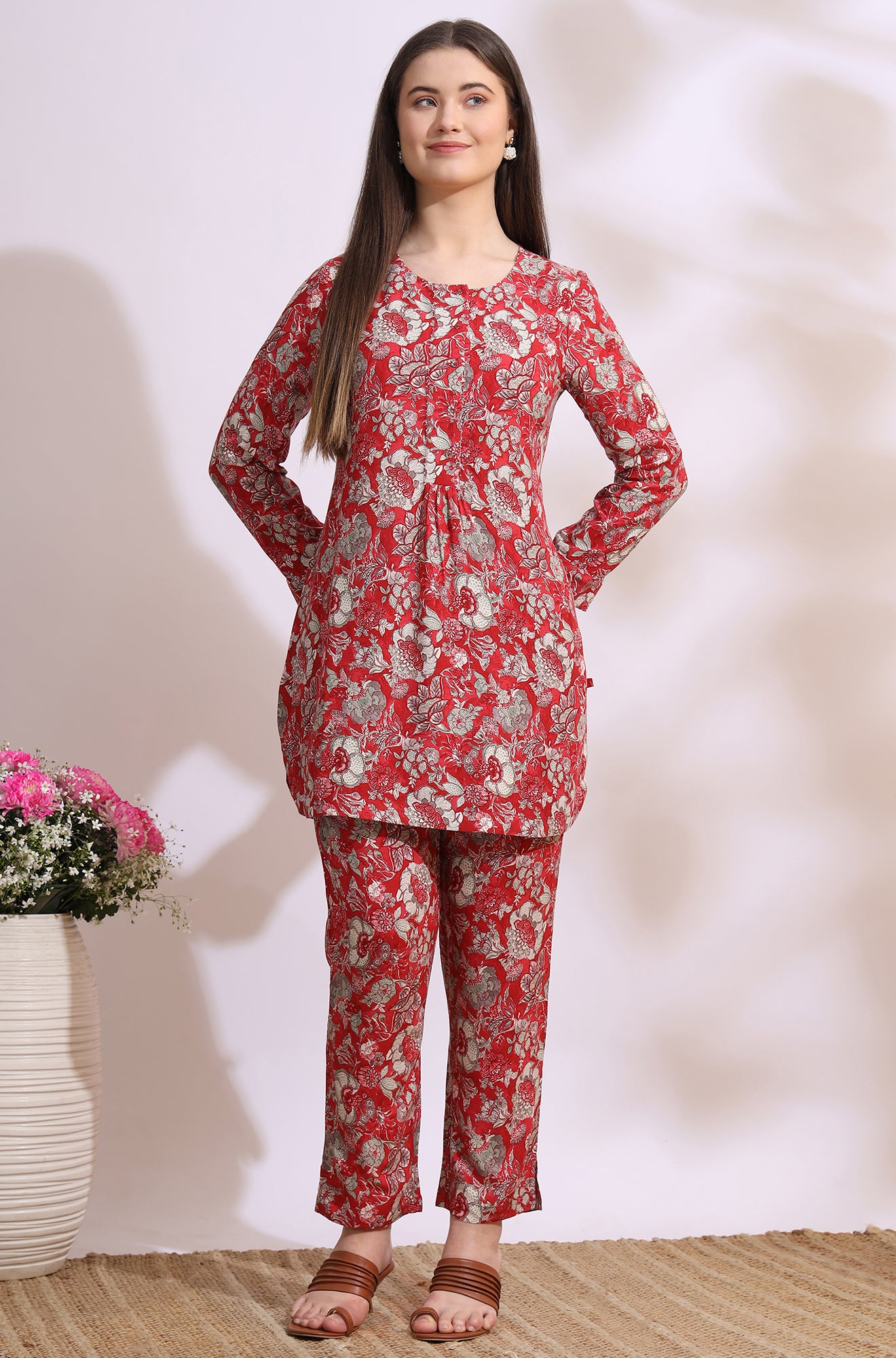 Red Floral Printed Rayon Straight Short Kurti and Pants Co-ord Set